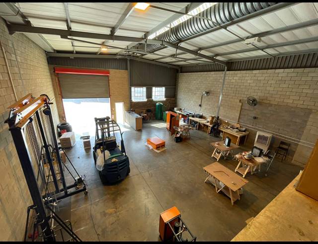 374M² WAREHOUSE TO LET IN KYA SANDS